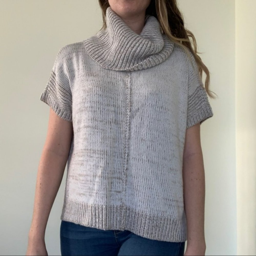 New York & Company cowl neck shirt sleeve…